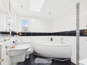 Photo 22- click for photo gallery